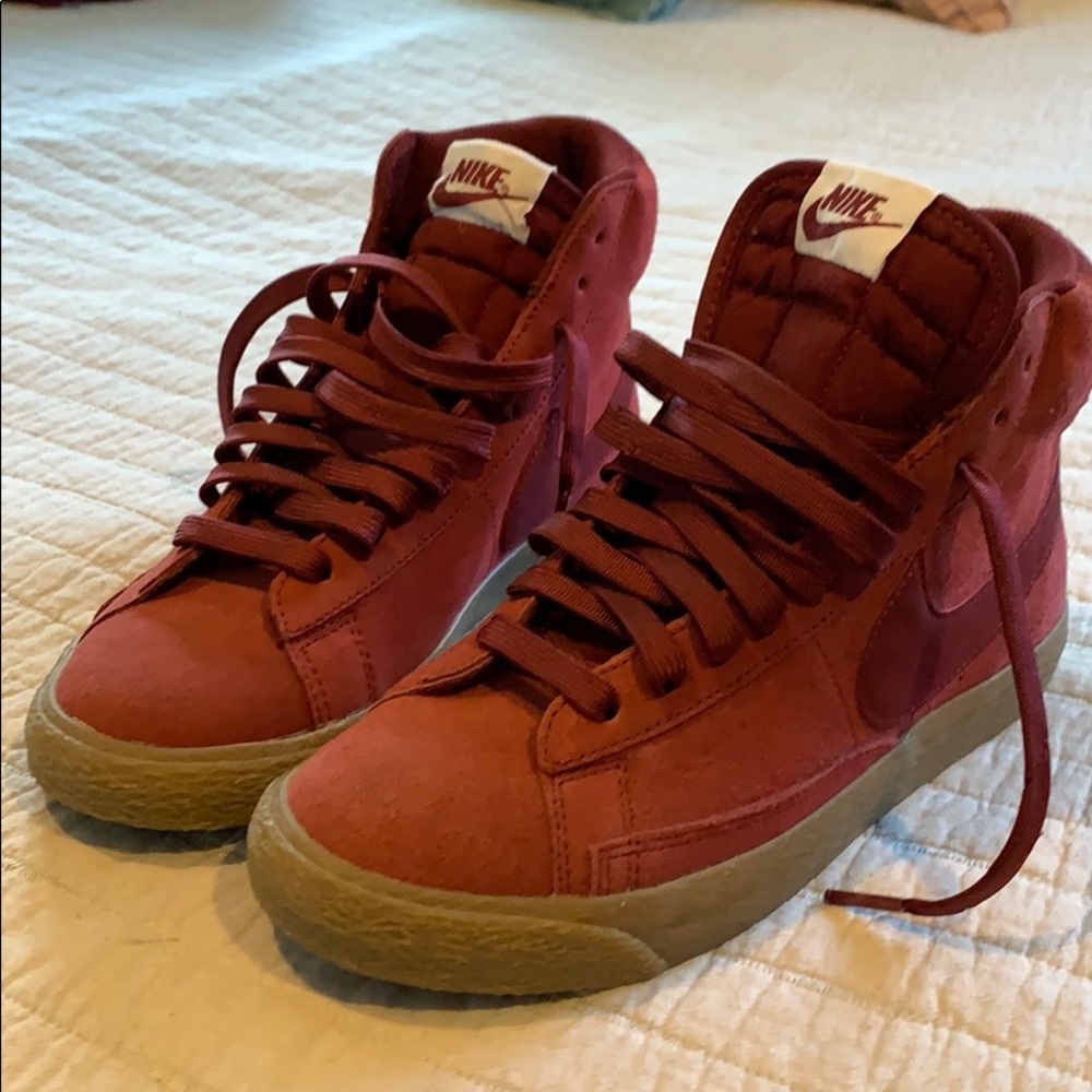 Maroon Nike high tops